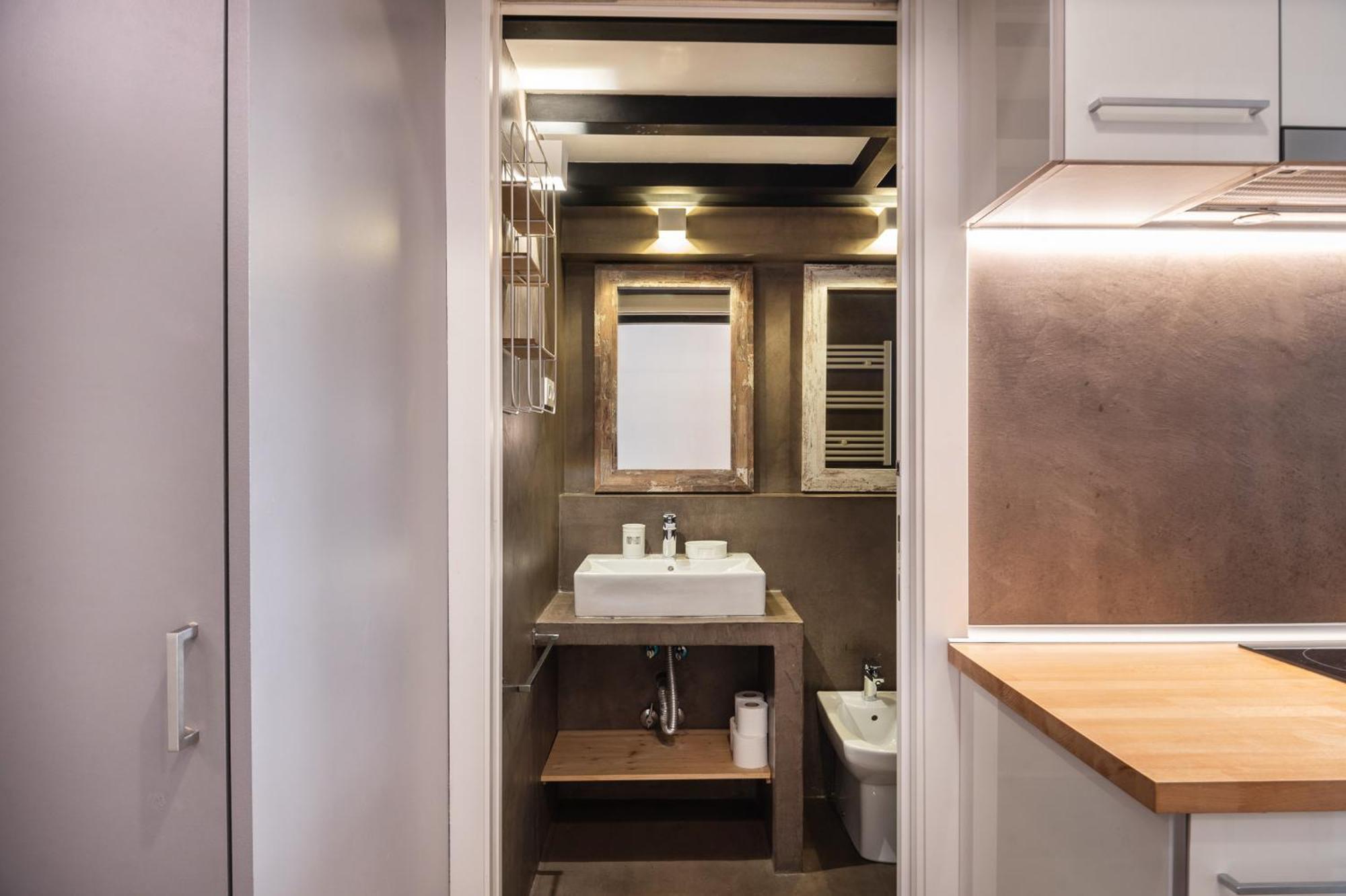 Beautiful Renovated Loft Minutes From The Beach Barcelona Luaran gambar