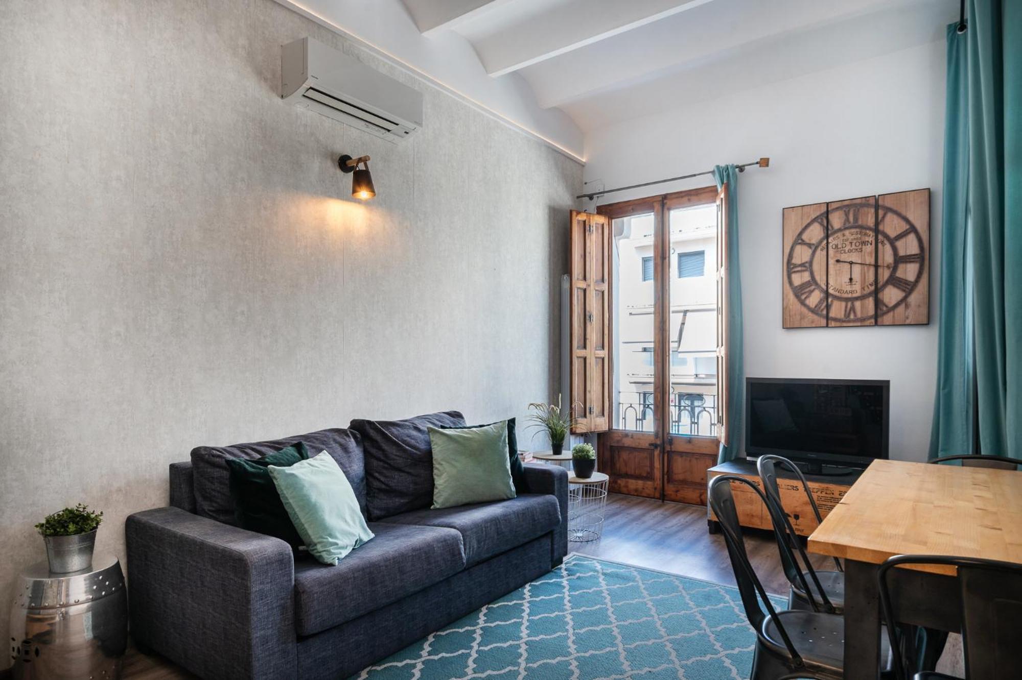Beautiful Renovated Loft Minutes From The Beach Barcelona Luaran gambar